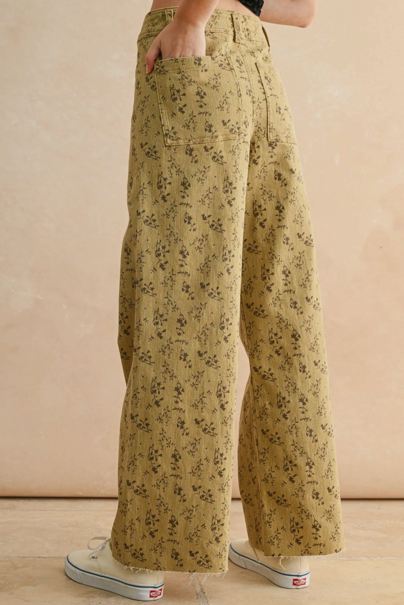 camille pant